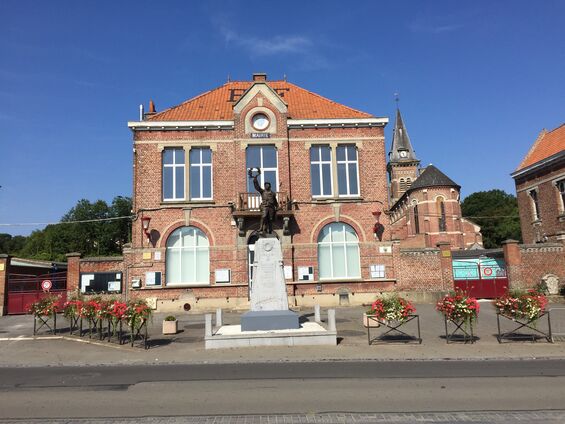 Mairie de Lécluse juillet 2016